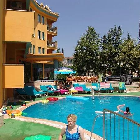 아파트 Club Sultan Maris 말마리스